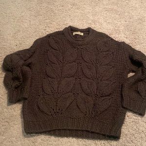 Cable knit sweater vici  one size